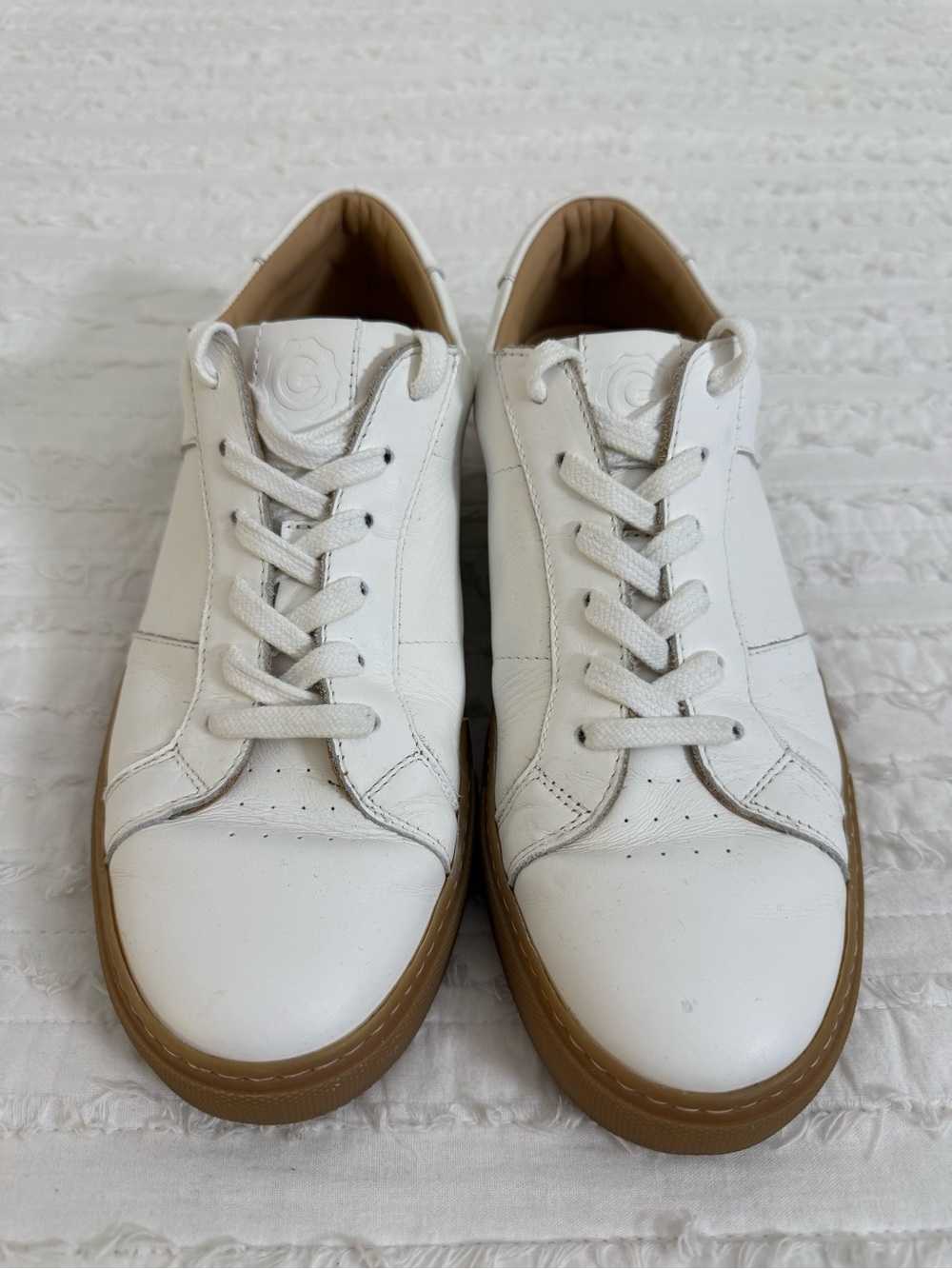 Greats White Leather Sneakers Gum Sole Men’s Size 9